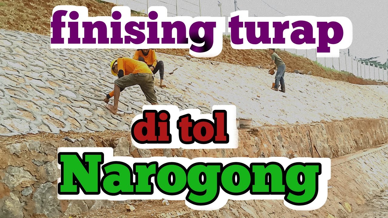 Siar Turap Tim Oren lagi finising siar pasangan turap batu kali di tol Narogong ...