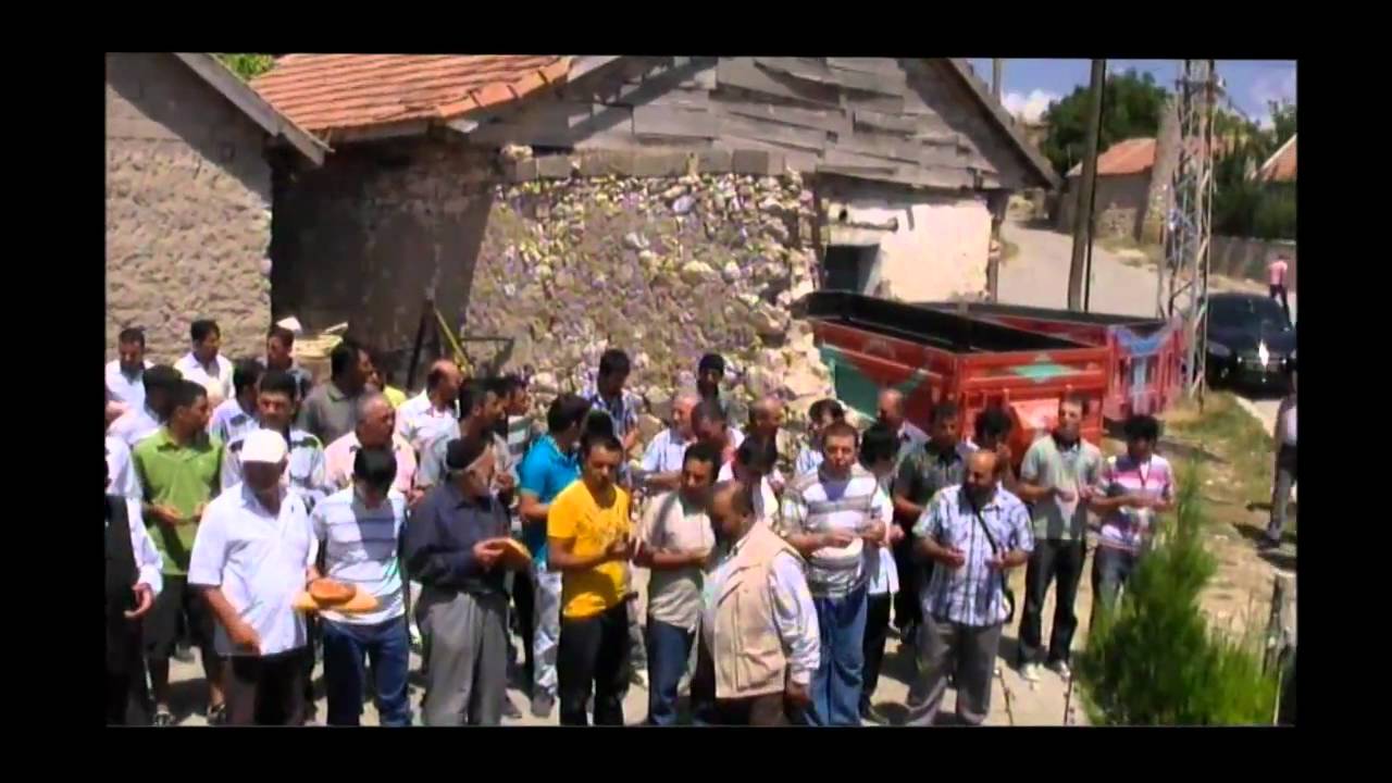 KONUKLAR KASABASI HALKI