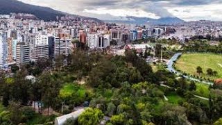 Carolina Park In Front Shyris Avenue Quito