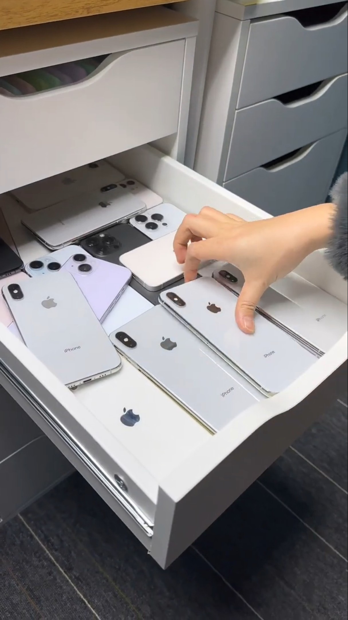 Immersive packaging, recognized selfie gadget, Apple xsmax xsmax Second-hand mobile phone