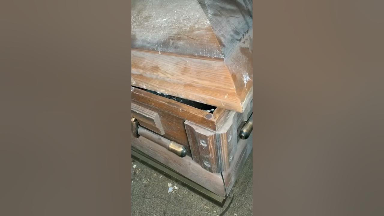 When they leave the casket behind #urbex #abandoned #urbanexploring #abandonedplaces #shorts