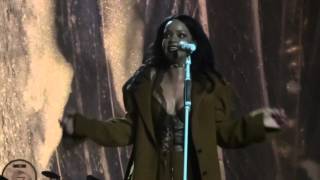 rihanna love on the brain live anti world tour jacksonville