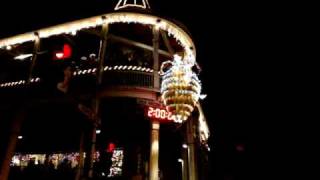 Flagstaff Pine Cone Drop