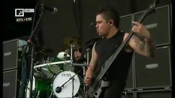 Bullet For My Valentine - Your Betrayal Live Music Video