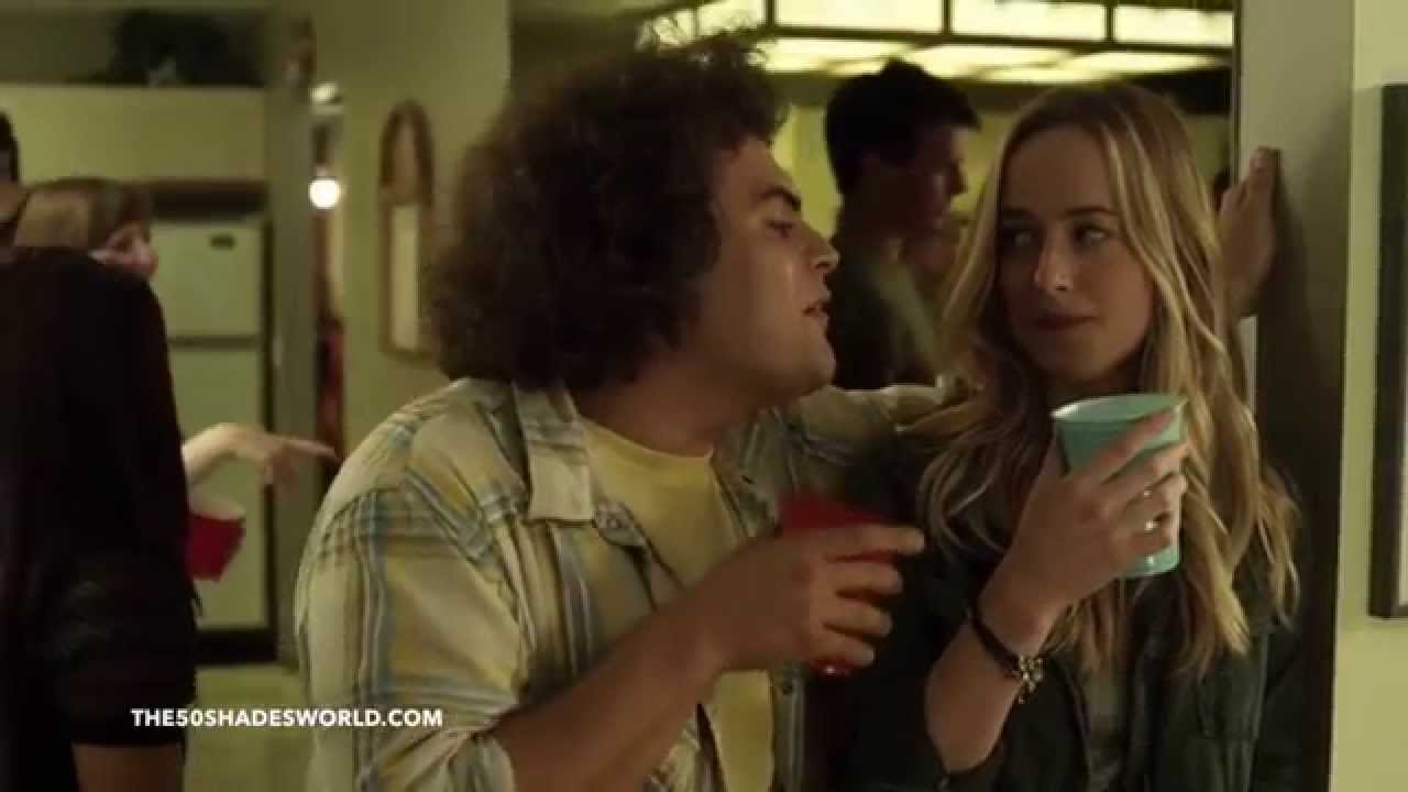 Date And Switch (2014) Deleted Scene House Party (Dakota Johnson