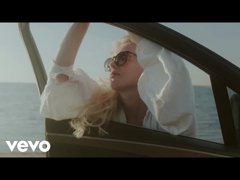 Glimpse (Slowed + Reverb)