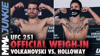 Alexander Volkanovski vs. Max Holloway weigh-in highlight | UFC 251