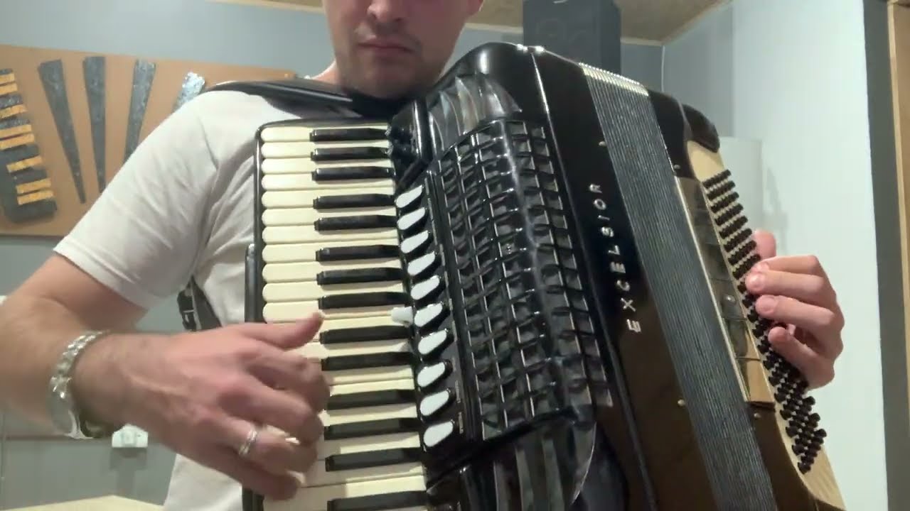 Vídeo aula sanfona adeus Mariana - Sérgio Reis ( iniciantes)