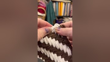 "Finger blocking" a potholder edge