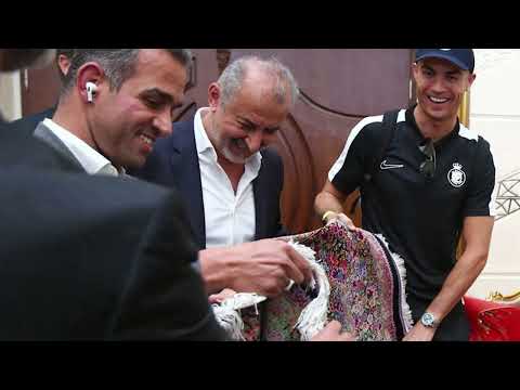 حواشی حضور رونالدو در ایران و حواشی هدیه دادن لباس به فاطمه حمامی