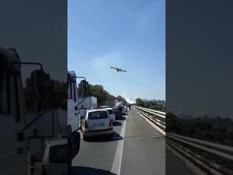 Canadair in azione,