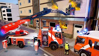 Emergency Call 112 - Berlin Fire Brigade On Duty!