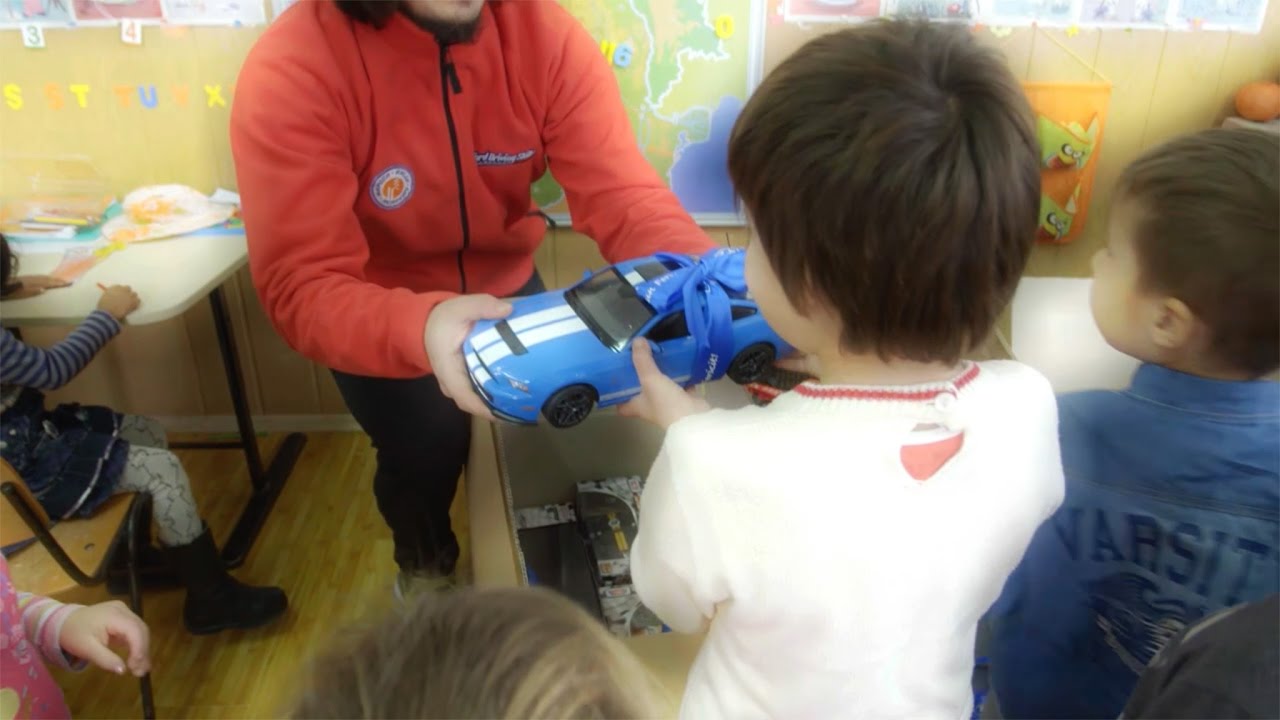 Toy cars roll off assembly line for Xmas