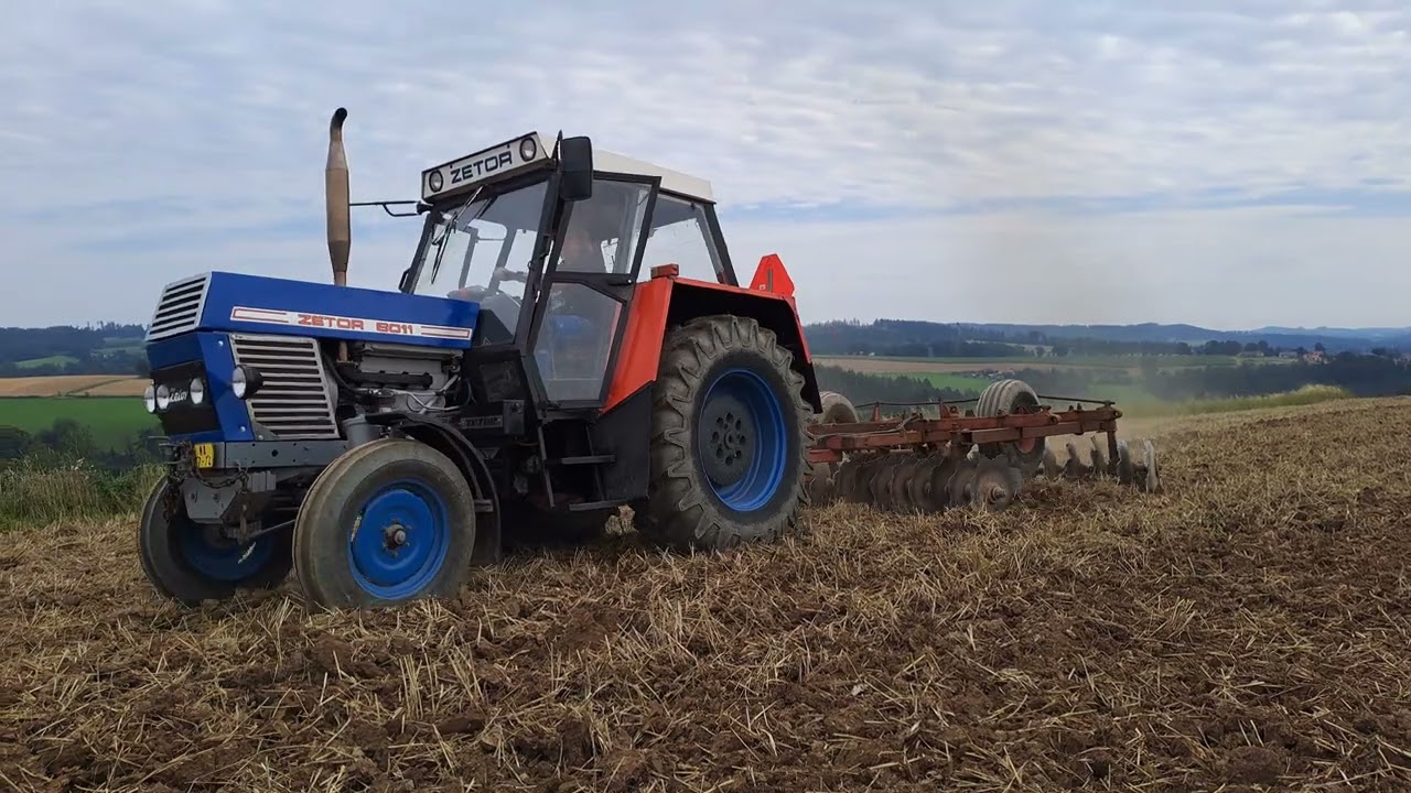 Zetor 8011 podmítání