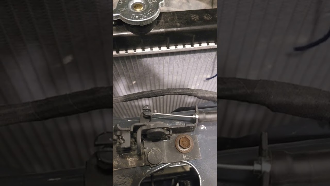 Самодельный тросик для открывания капота, недорого! Для моего пикапа Dodge 1989 года! 