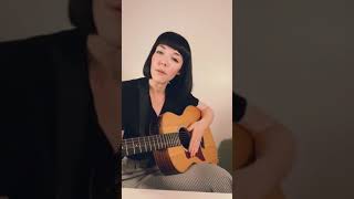 Acoustic Version of “Drinking In the Day” Resimi