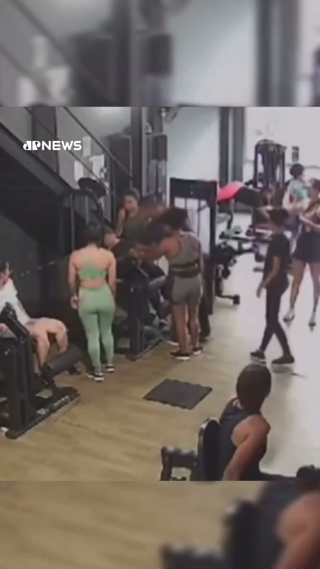 Mulher sofre mal súbito e morre durante treino em academia na Bahia; veja vídeo #short