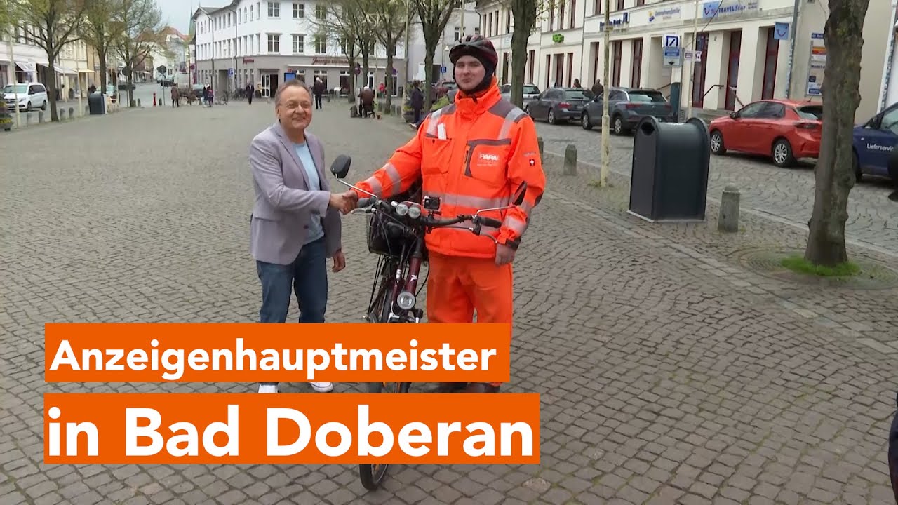 Der Anzeigenhauptmeister verliert Wette gegen Bad Doberaner Bürgermeister