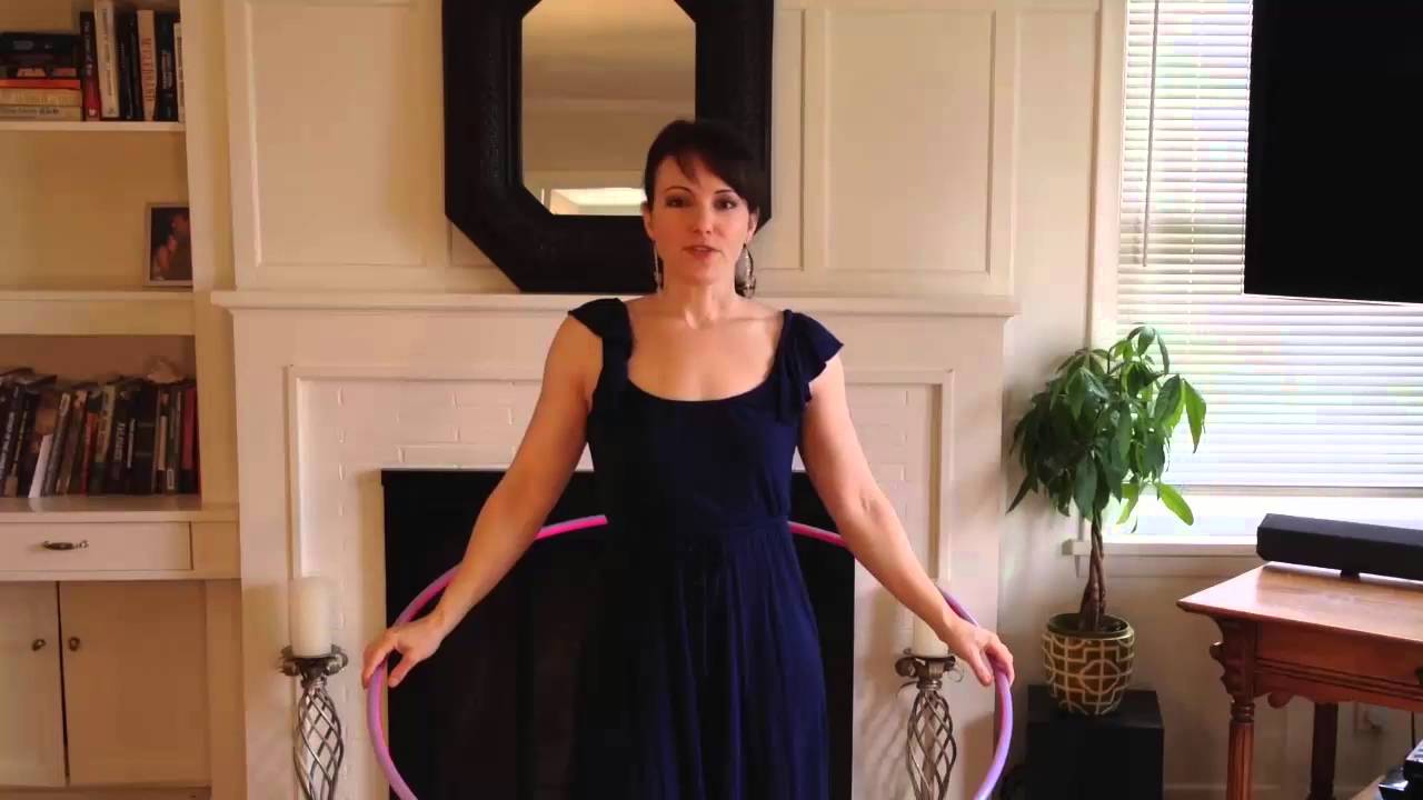 How To Perform a Float in Hoop Dance - YouTube