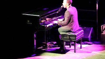 John Legend - "Dancing in the Dark" Live in Atlanta (11/1/13)