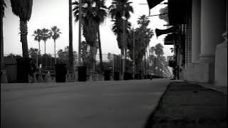 Andrew Grey runs La