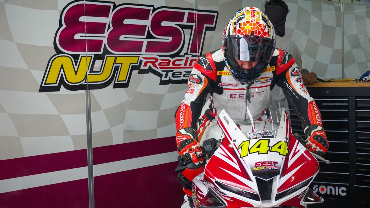 พาเที่ยวพิทรถแข่งทีม EEST NJT RACING TEAM สนามช้าง บุรีรัมย์ - YouTube