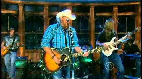 Toby Keith - "Bullets In The Gun" 10/7 Ferguson (TheAudioPerv.com)