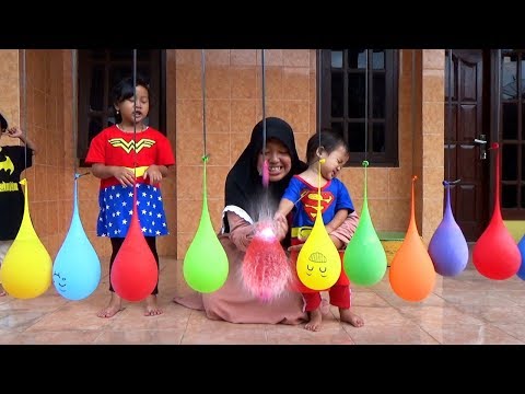 surprise LOLLIPOP LITTLE PONY & KINDER JOY EGGS In Water Balloons, Finger Family Song