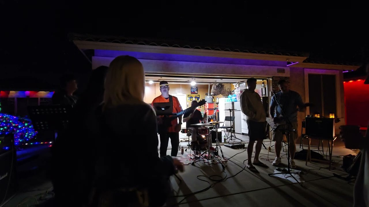 Savage holiday block party! Closer 