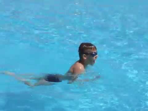 Видео: 10 мита за втвърдяване на тялото чрез зимно плуване