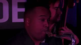 02-Tristesse Jultrane sextet