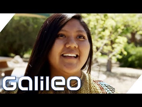 "Lebt ihr in Tipis?" Erwachsen werden als Indianer | Galileo | ProSieben