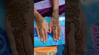 Mehandi design ఇష్టపడనివాళ్ళు ఎవరుంటారు అబ్బా 🥰#mehandi#design#rangoli#festivel#viral#shortsfeed