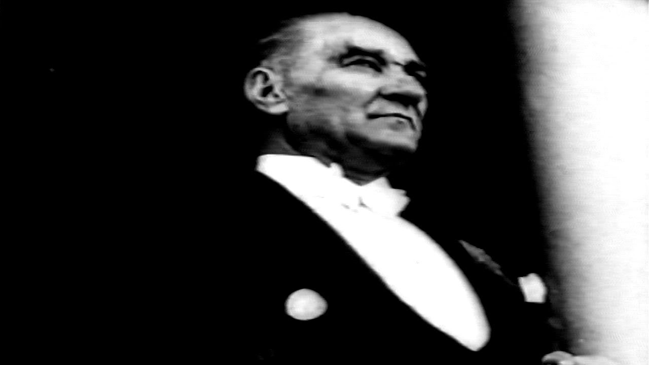 Atatürk'ün 29 Ekim Konuşması Full (1933) - YouTube