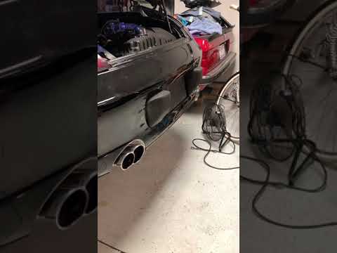 Video preview: 4.0 liter 996 cold start and idle. M96 996 Carrera4S 4 liter