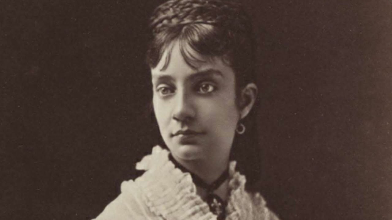 María del Pilar de Borbón, La Hija Más Hermosa de Isabel II de España, La Infanta Enamorada.