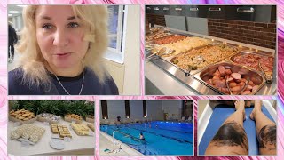 видео: Шведский стол целый день, отдых в Подмосковье, в чем польза грязи, перепутала бассейны, Новая Истра! картинка: Шведский стол целый день, отдых в Подмосковье, в чем польза грязи, перепутала бассейны, Новая Истра!