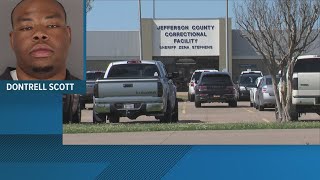 Investigators say Jefferson County jailer assaulted inmate