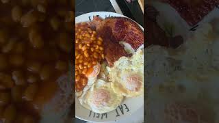 Perfect Fry Up: Gammon, Eggs &amp; Beans! 🍳