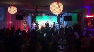 Shut Up And Dance / Love On Top - Cover Versions By Divo Bayer And James Basa Resimi