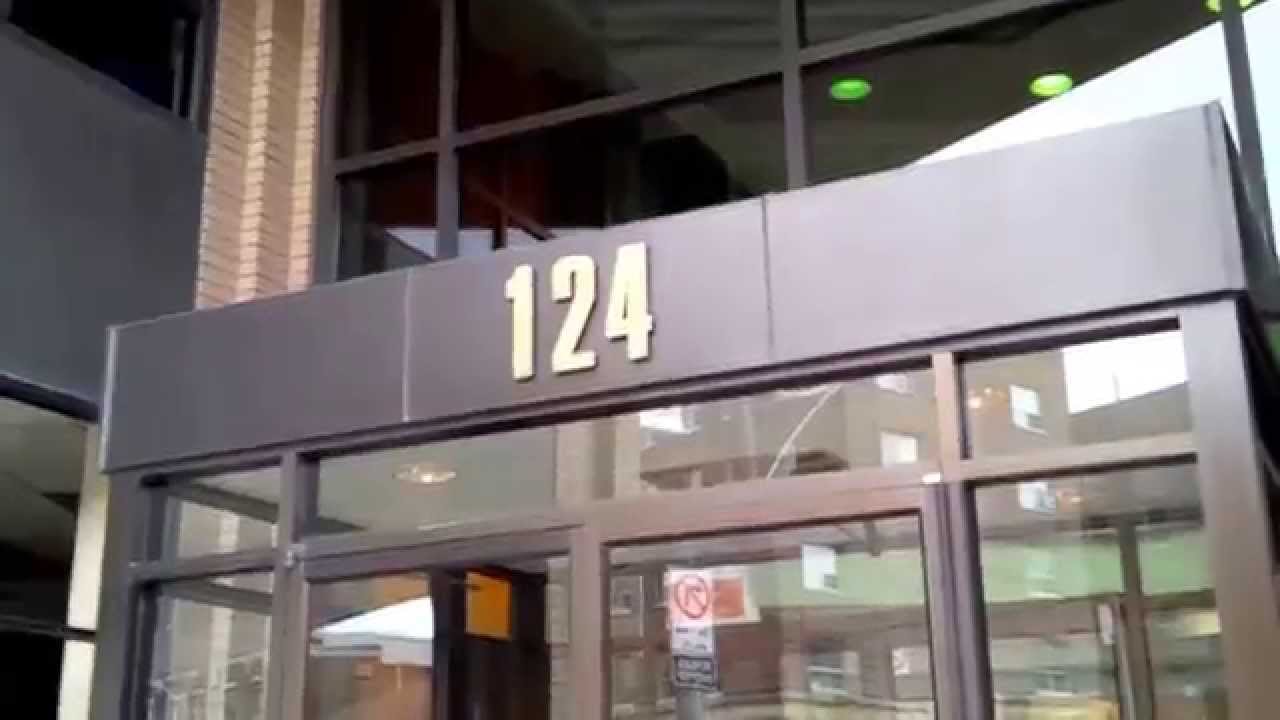 124 Eglinton Avenue West, Toronto