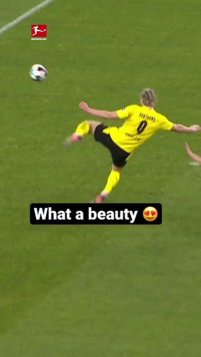 Haaland's 🤩 BEST Ever Goal for BVB? ⚽💪