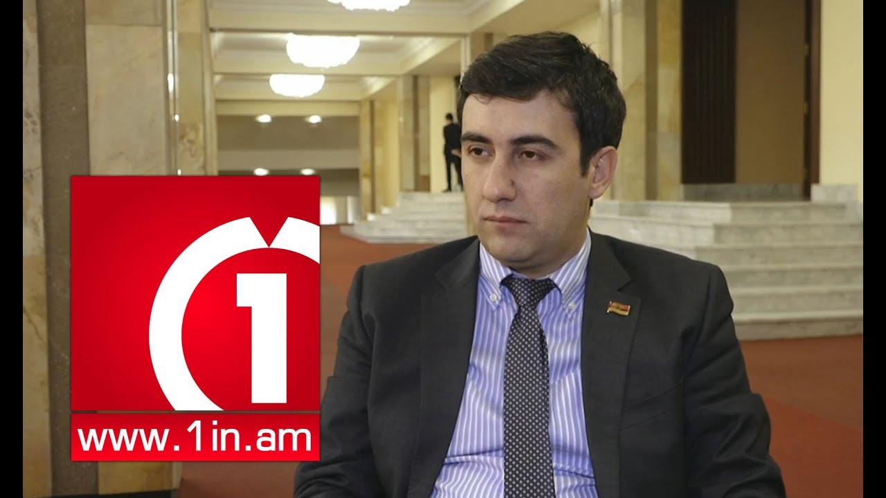 newspaper mockup Սա շատ լուրջ է. ՀՀ՝ միջազգայնորեն ճանաչված սահմանին է հարձակում տեղի ունենում