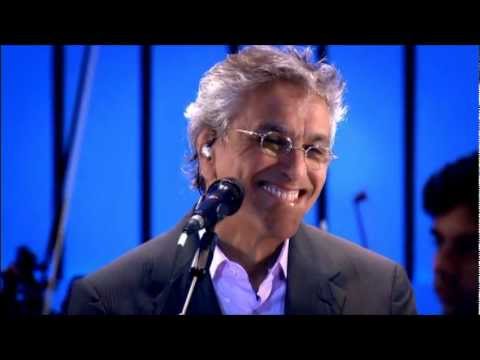 Garota de Ipanema - Roberto Carlos & Caetano Veloso (Tom Jobim & Vinicius de Moraes)