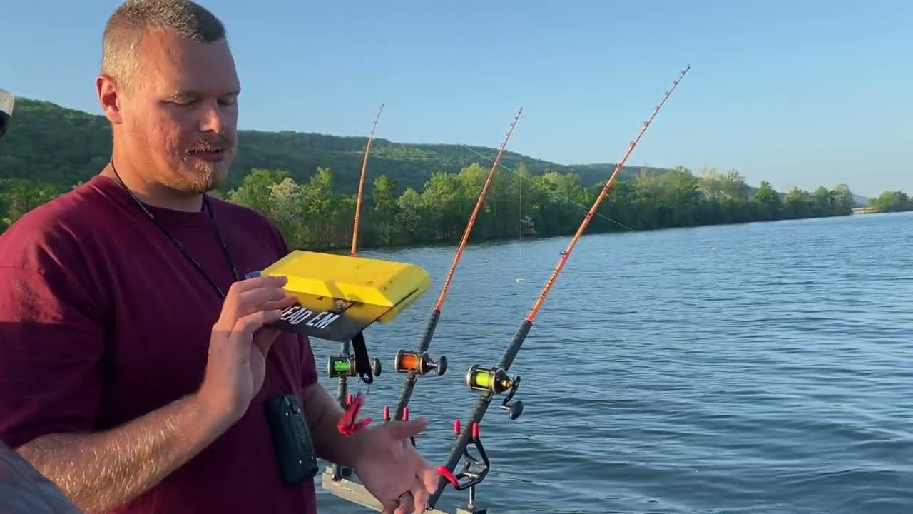 Pro Tip: How to Set Out Multiple Sets of Planer Boards - Catfishing - Capt.  Josh Brown 