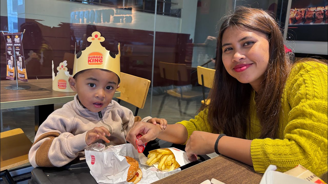 Leit bam burger 🍔 || new vlog || best day ever || @SherilinKhongwarchannel 