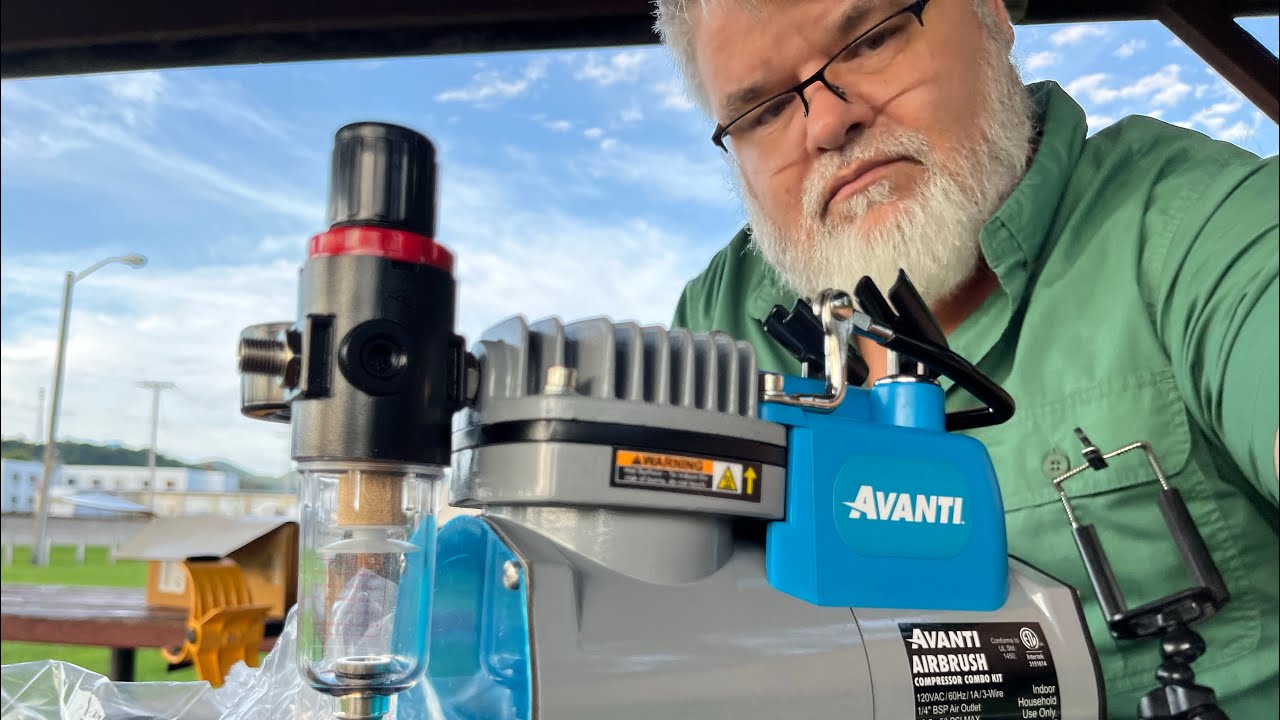 Harbor freight Avanti air brush and compressor unboxing ( Fathers Day gift  from my son Cameron) 