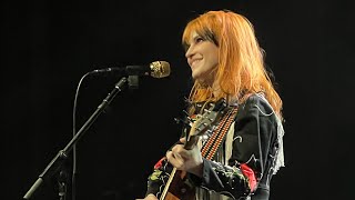 Hayley Williams covers Loretta Lynn’s “You Ain’t Woman Enough” - Paramore @ The Grand Ole Opry 02.06
