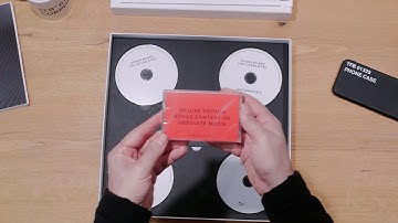 Steven Wilson - The Future Bites Deluxe Edition Unboxing Video