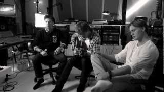 Video thumbnail of "De Vet Du - BoyBand (Acoustic Version)"